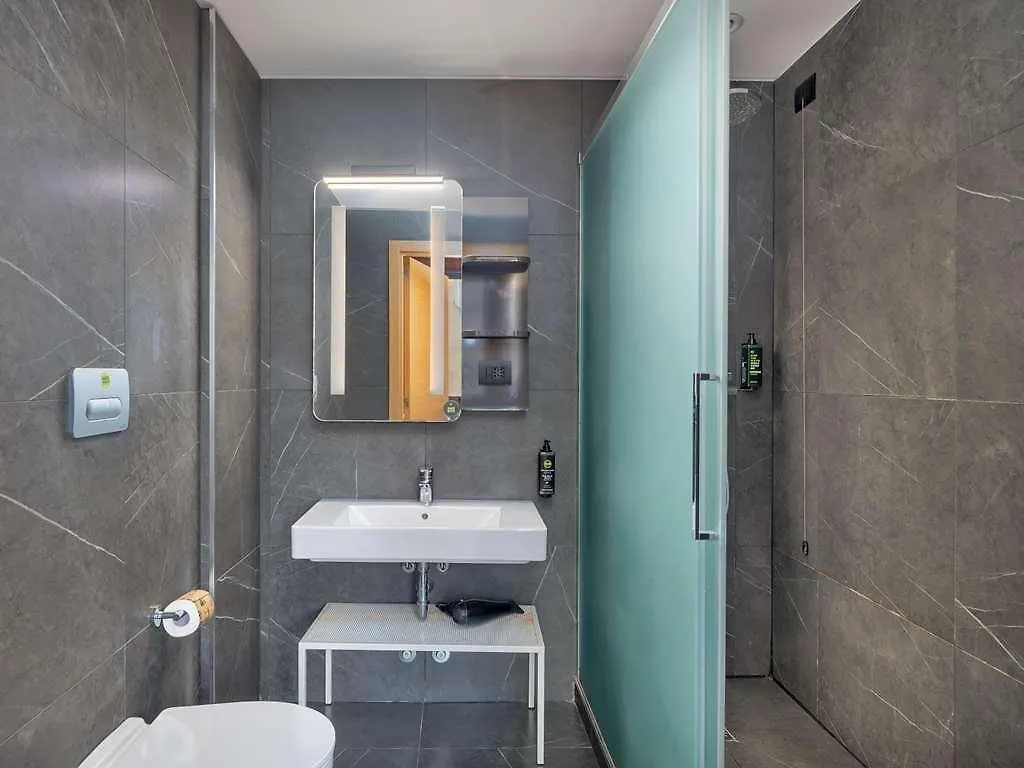 B&B Hotel Milano City Center Duomo  Milaan